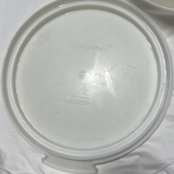 Vintage Tupperware Cake Carrier/Keeper - Picture 4 of 4